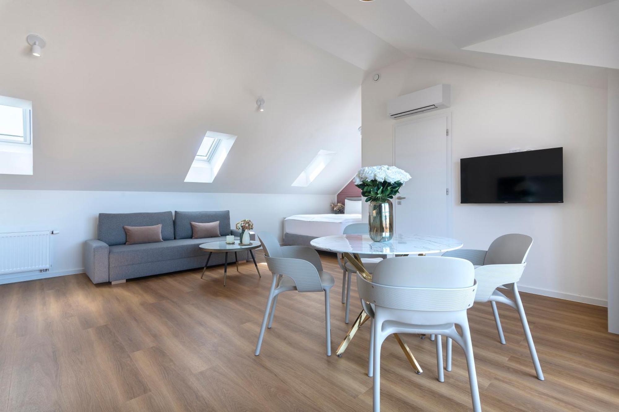 פראג Encore Boutique Residence By Dwellfort מראה חיצוני תמונה